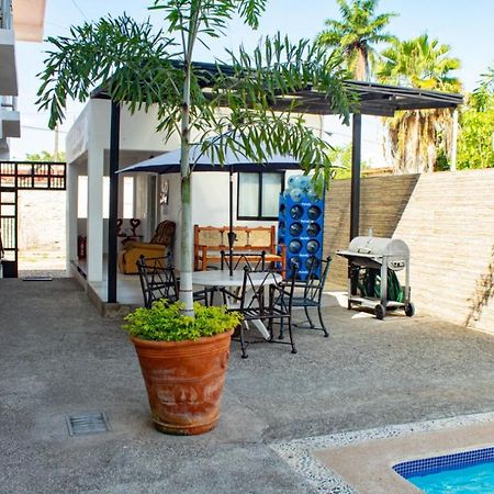 פניטה דה חלטמבה Suites Del Carmen מראה חיצוני תמונה