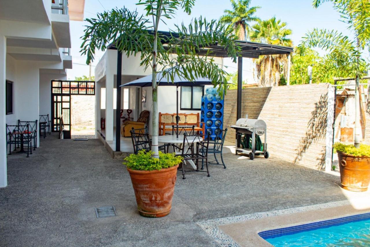 פניטה דה חלטמבה Suites Del Carmen מראה חיצוני תמונה